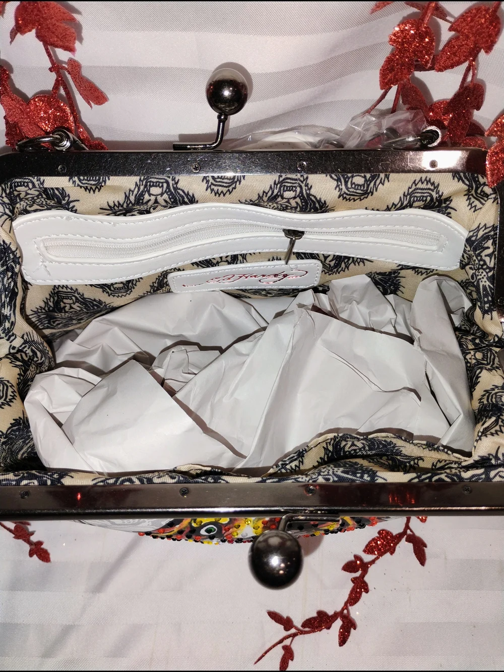 Ed Hardy White Multicolor Tiger Frame Clutch.Detachable Strap.